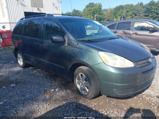  Salvage Toyota Sienna