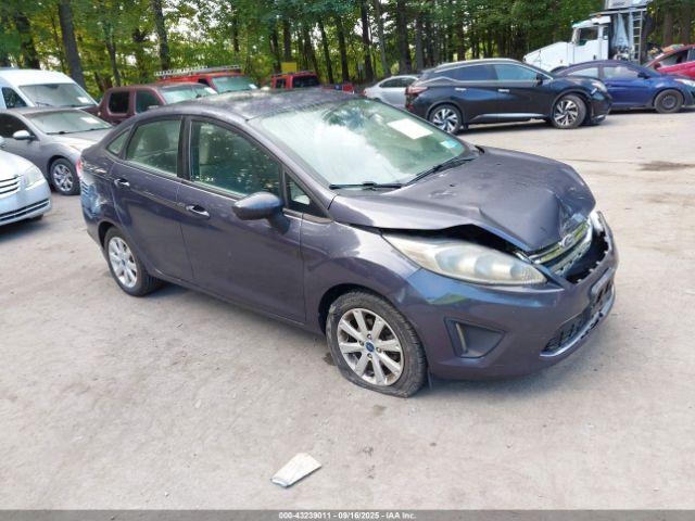  Salvage Ford Fiesta