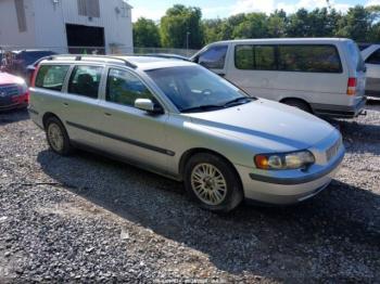  Salvage Volvo V70