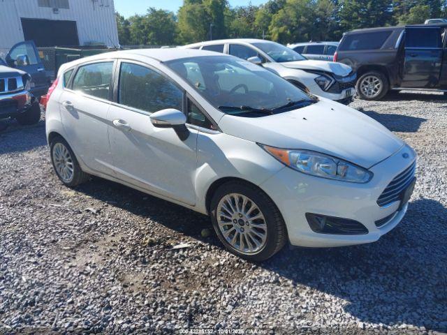  Salvage Ford Fiesta