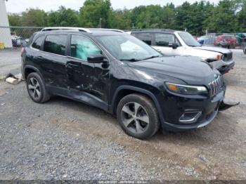  Salvage Jeep Cherokee