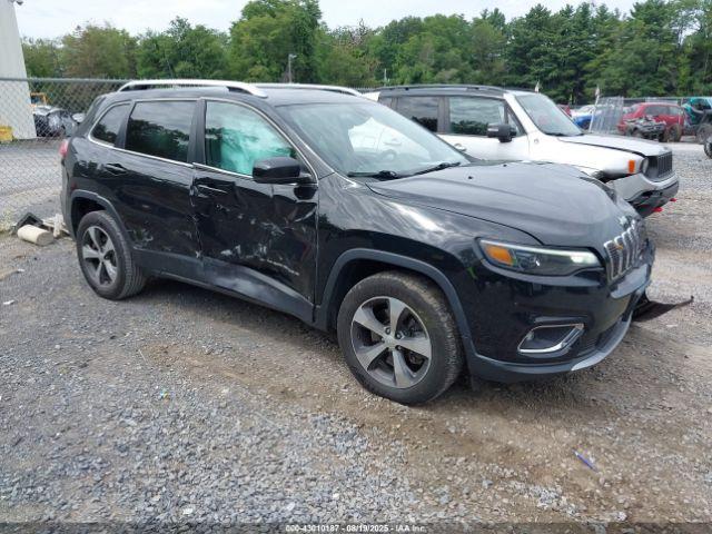 Salvage Jeep Cherokee