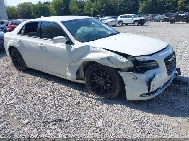  Salvage Chrysler 300