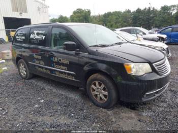  Salvage Chrysler Town & Country