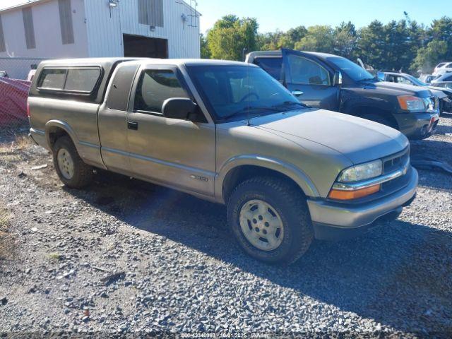  Salvage Chevrolet S-10