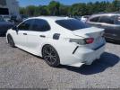 Toyota Camry Se Image 3