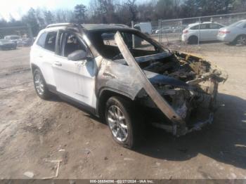  Salvage Jeep Cherokee
