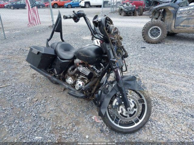  Salvage Harley-Davidson Flhx