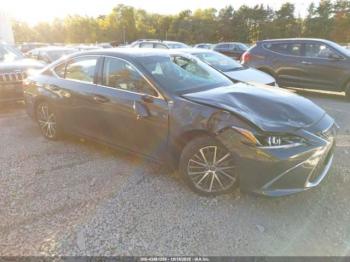  Salvage Lexus Es