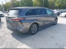 Toyota Sienna Le Image 11