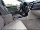 Toyota Camry Le Image 6
