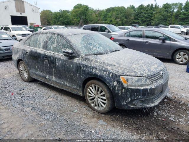  Salvage Volkswagen Jetta