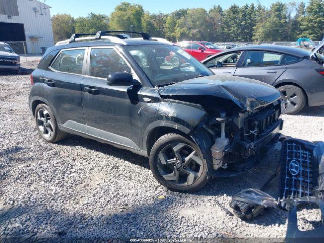  Salvage Hyundai VENUE