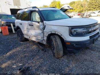  Salvage Ford Bronco