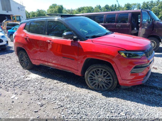  Salvage Jeep Compass