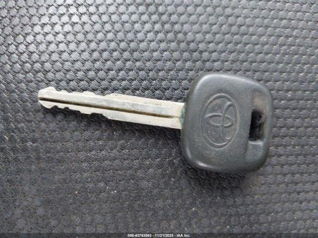 Toyota Matrix Xr Image 5