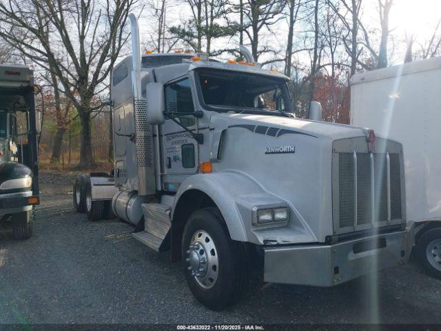 Salvage Kenworth Construction