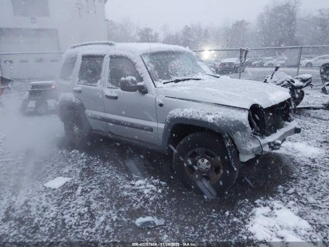  Salvage Jeep Liberty