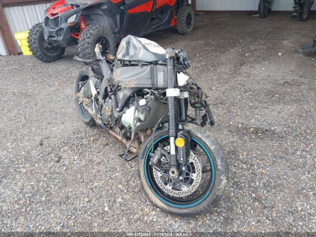  Salvage Kawasaki Zx636