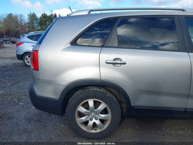 Kia Sorento Lx Image 8