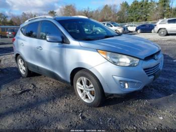  Salvage Hyundai TUCSON