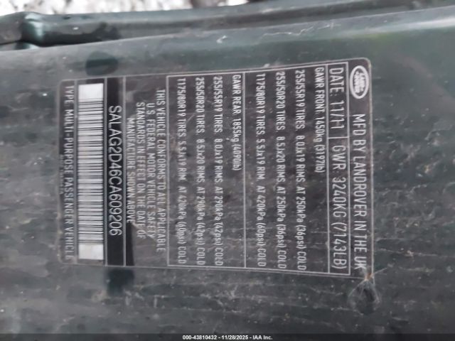 Land Rover LR4 Image 9