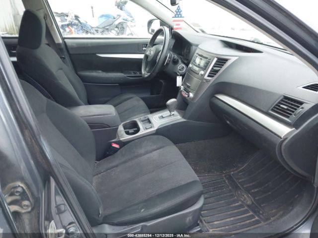 Subaru Outback 2.5i Premium Image 4