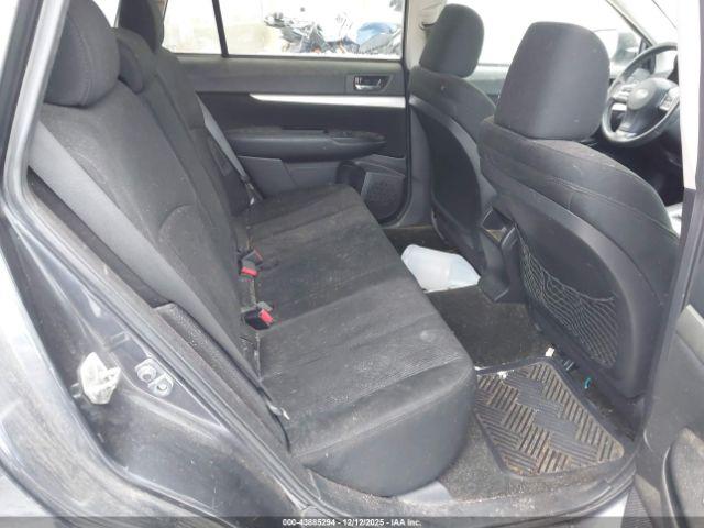 Subaru Outback 2.5i Premium Image 3
