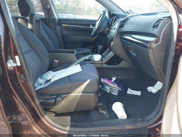 Kia Sorento Lx Image 2