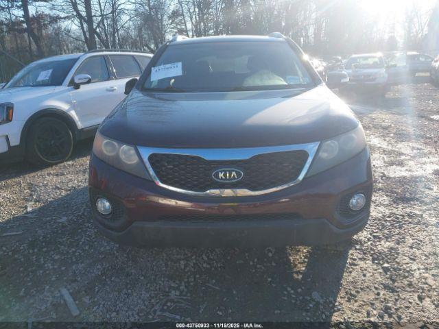 Kia Sorento Lx Image 11