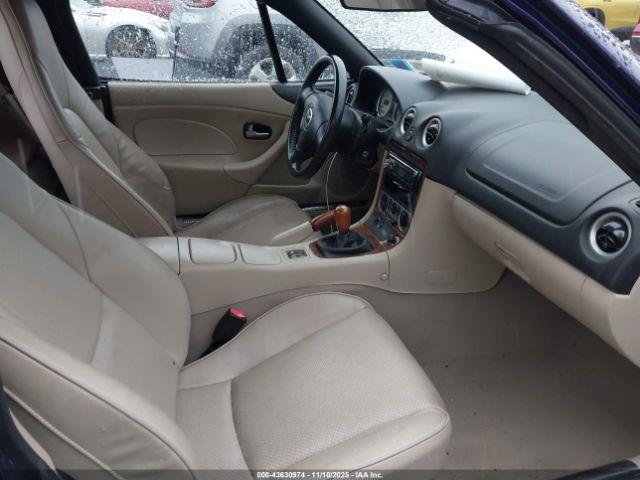 Mazda MX-5 Miata Ls Image 3