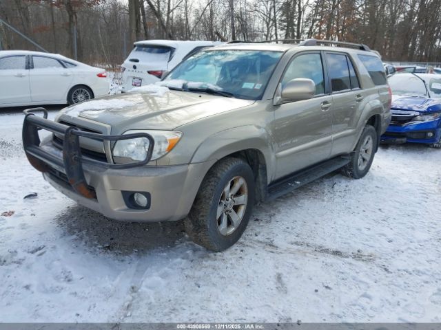 Toyota 4Runner Limited V6 Image 16