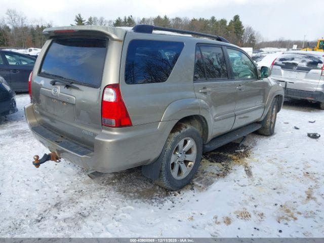 Toyota 4Runner Limited V6 Image 9