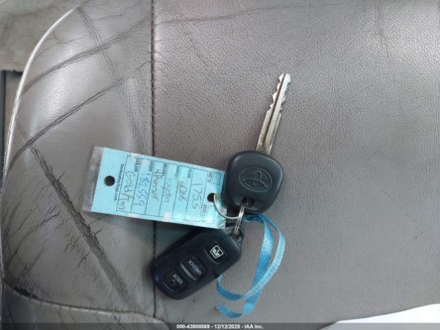 Toyota 4Runner Limited V6 Image 6