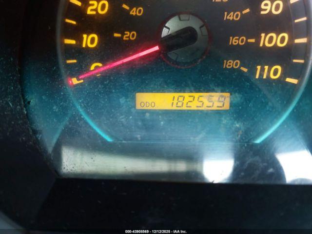 Toyota 4Runner Limited V6 Image 14