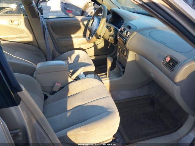 Toyota Corolla Le Image 5