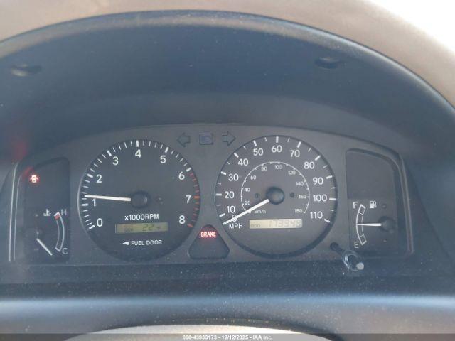 Toyota Corolla Le Image 11