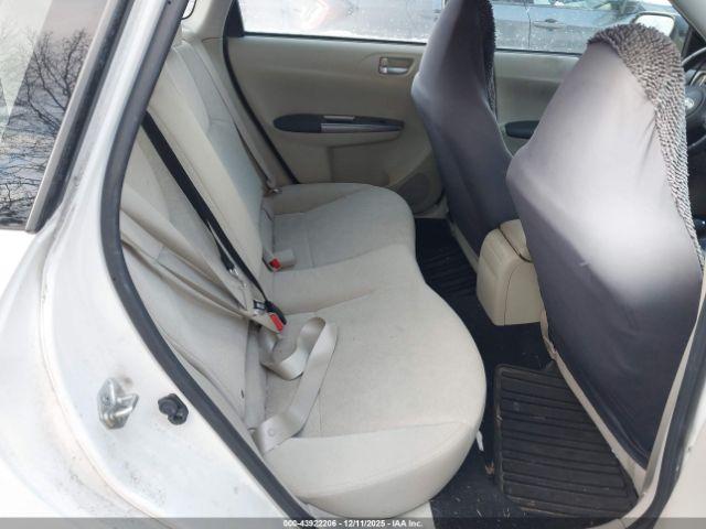 Subaru Impreza 2.5i Premium Image 10