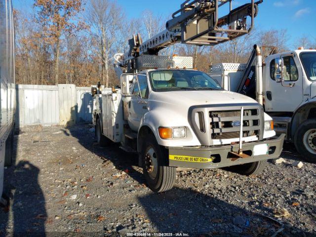  Salvage Ford F-750