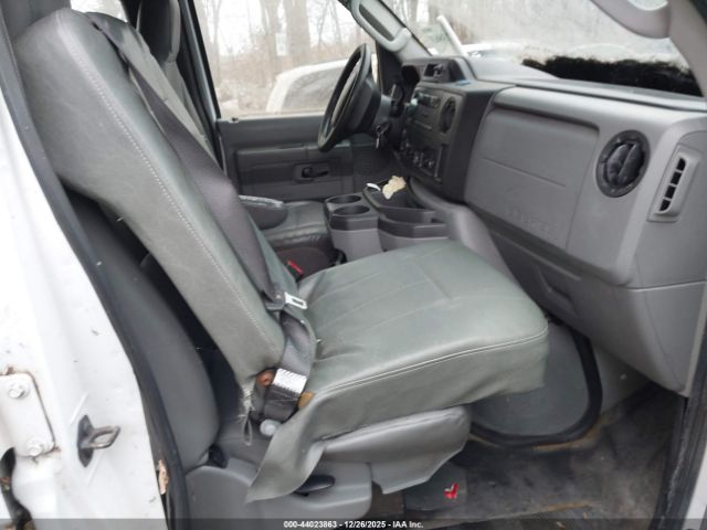 Ford E-350 Commercial Image 8