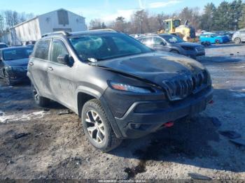  Salvage Jeep Cherokee
