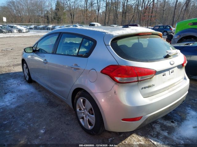 Kia Forte Lx Image 2