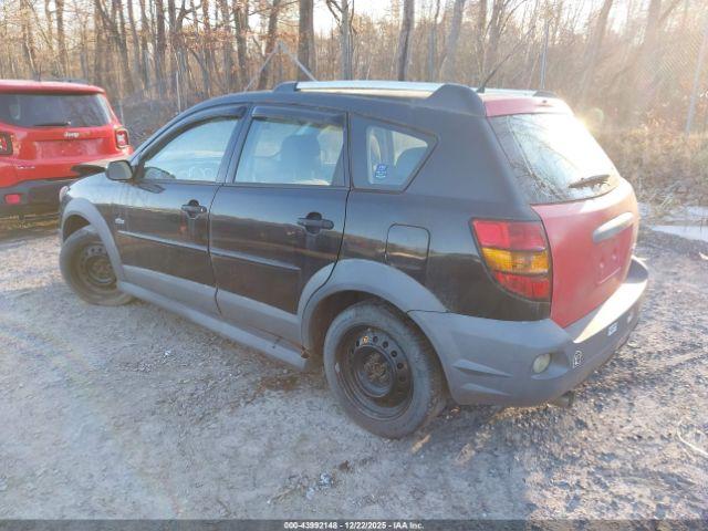 Pontiac Vibe Image 2