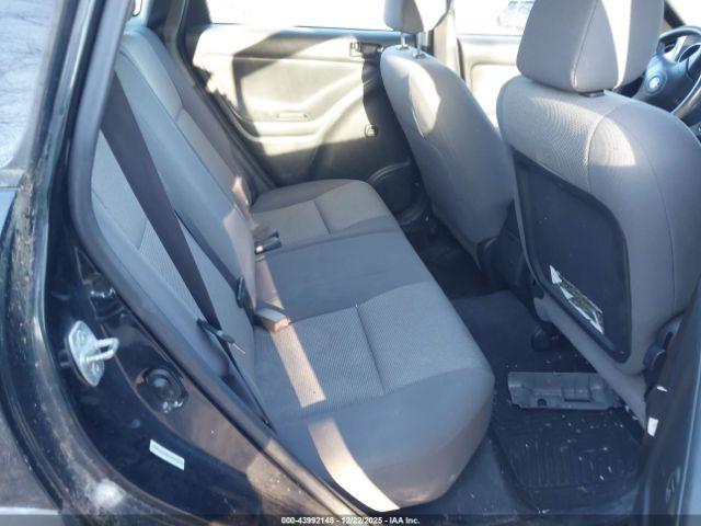 Pontiac Vibe Image 4