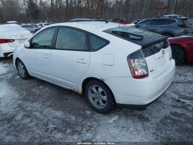 Toyota Prius Image 3