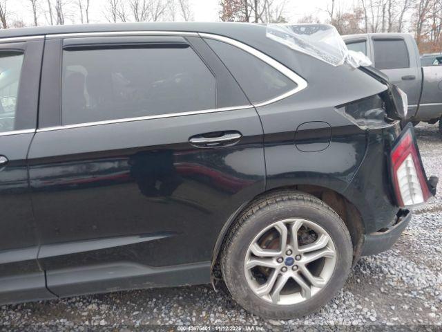 Ford Edge Titanium Image 7
