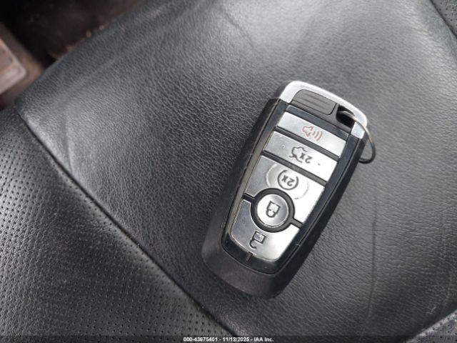 Ford Edge Titanium Image 11