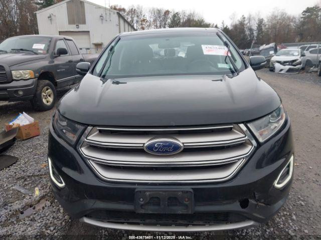 Ford Edge Titanium Image 12