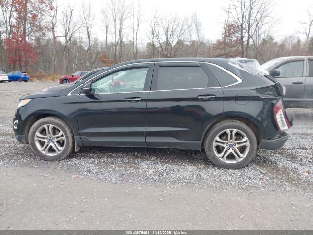 Ford Edge Titanium Image 16