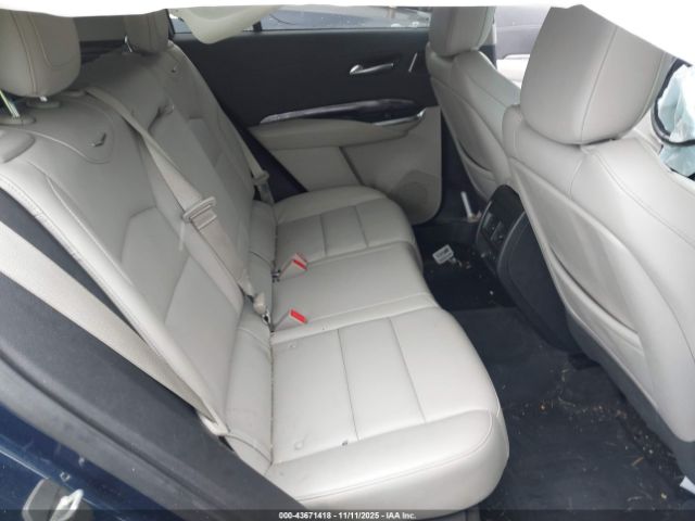 Cadillac XT4 Luxury Image 14